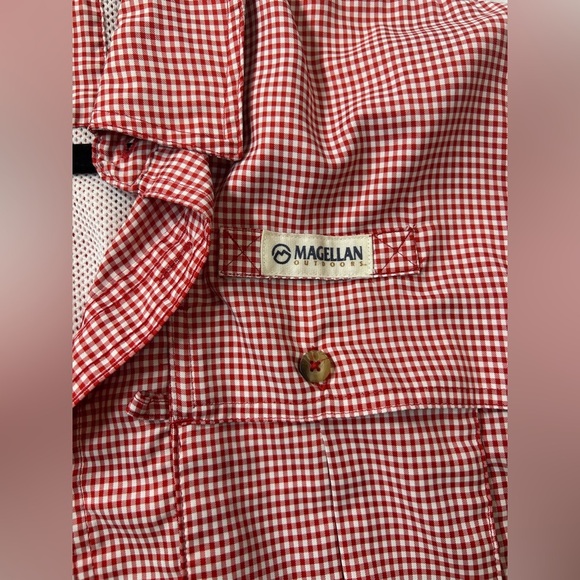 Magellan Outdoors Men's Red Gingham Fisherman Gear, Angler Fit Short Sleeve. - Picture 4 of 7